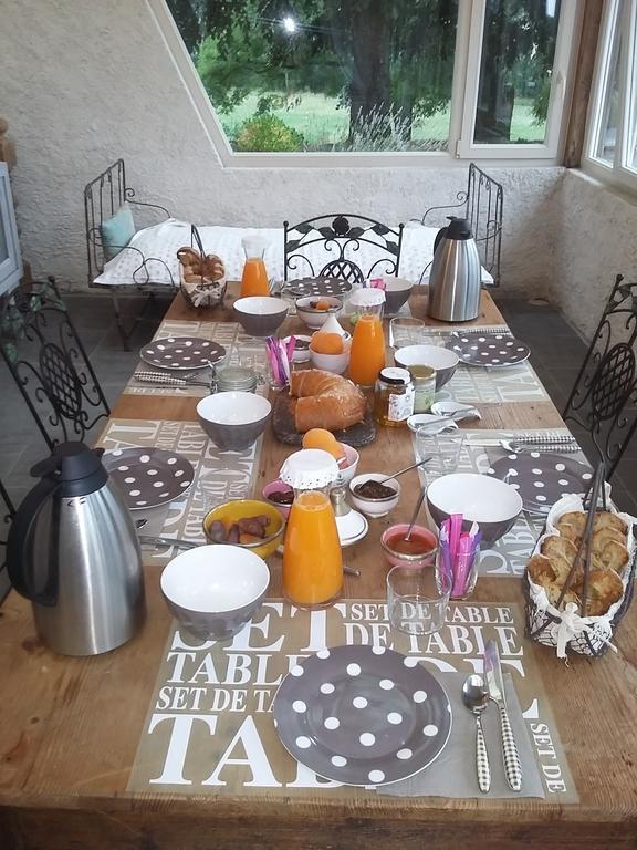 La Frejade Bed & Breakfast Lisle-sur-Tarn Exterior photo